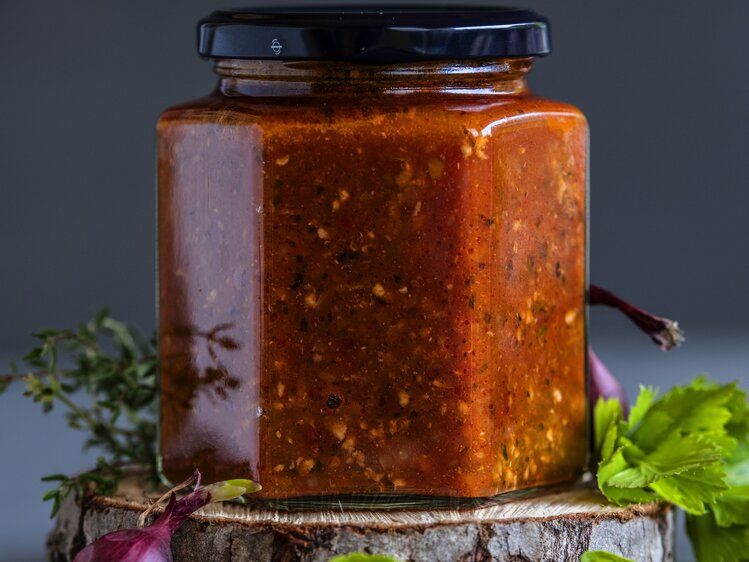 Selbstgemachtes Sugo im Glas | © Florentina Klampferer/ Urlaub am Bauernhof Kärnten
