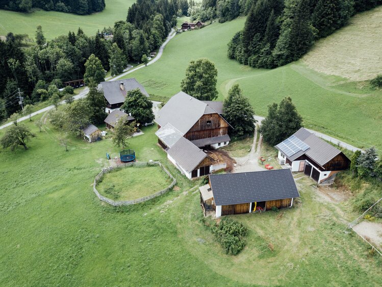 Hof von oben | © Urlaub am Bauernhof Kärnten/ Daniel Gollner