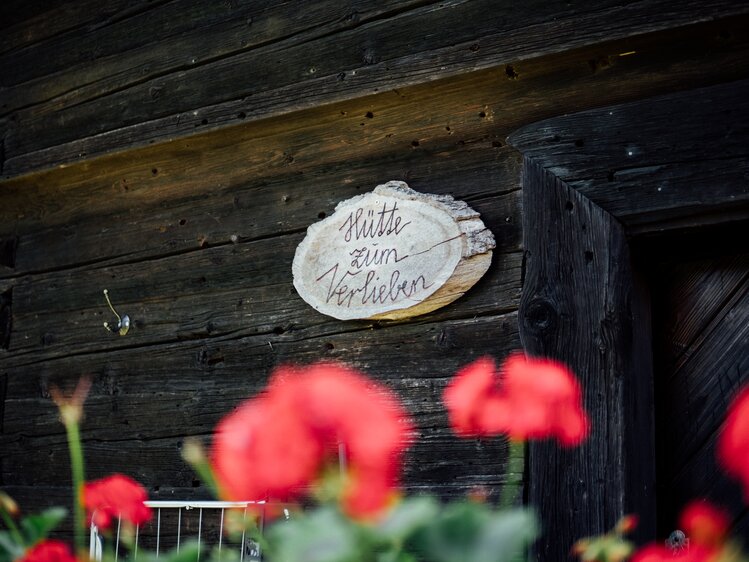 Türschild aus Holz | © Urlaub am Bauernhof Kärnten / Daniel Gollner