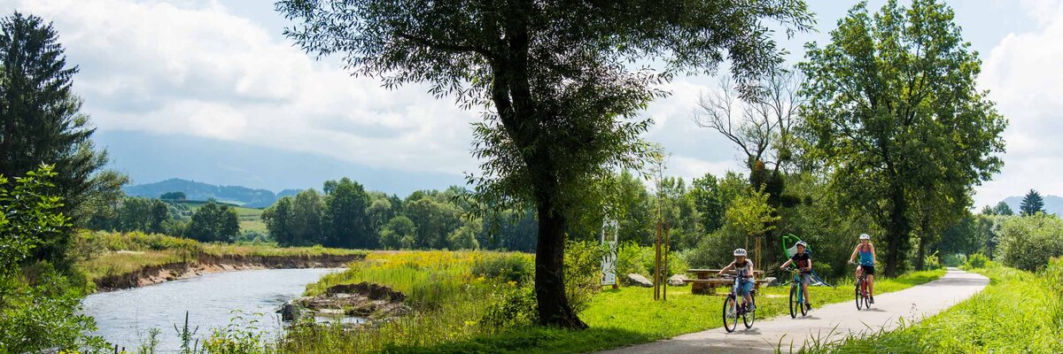 Radfahrer fahren auf dem Radweg | © Franz Gerdl / RML GmbH 