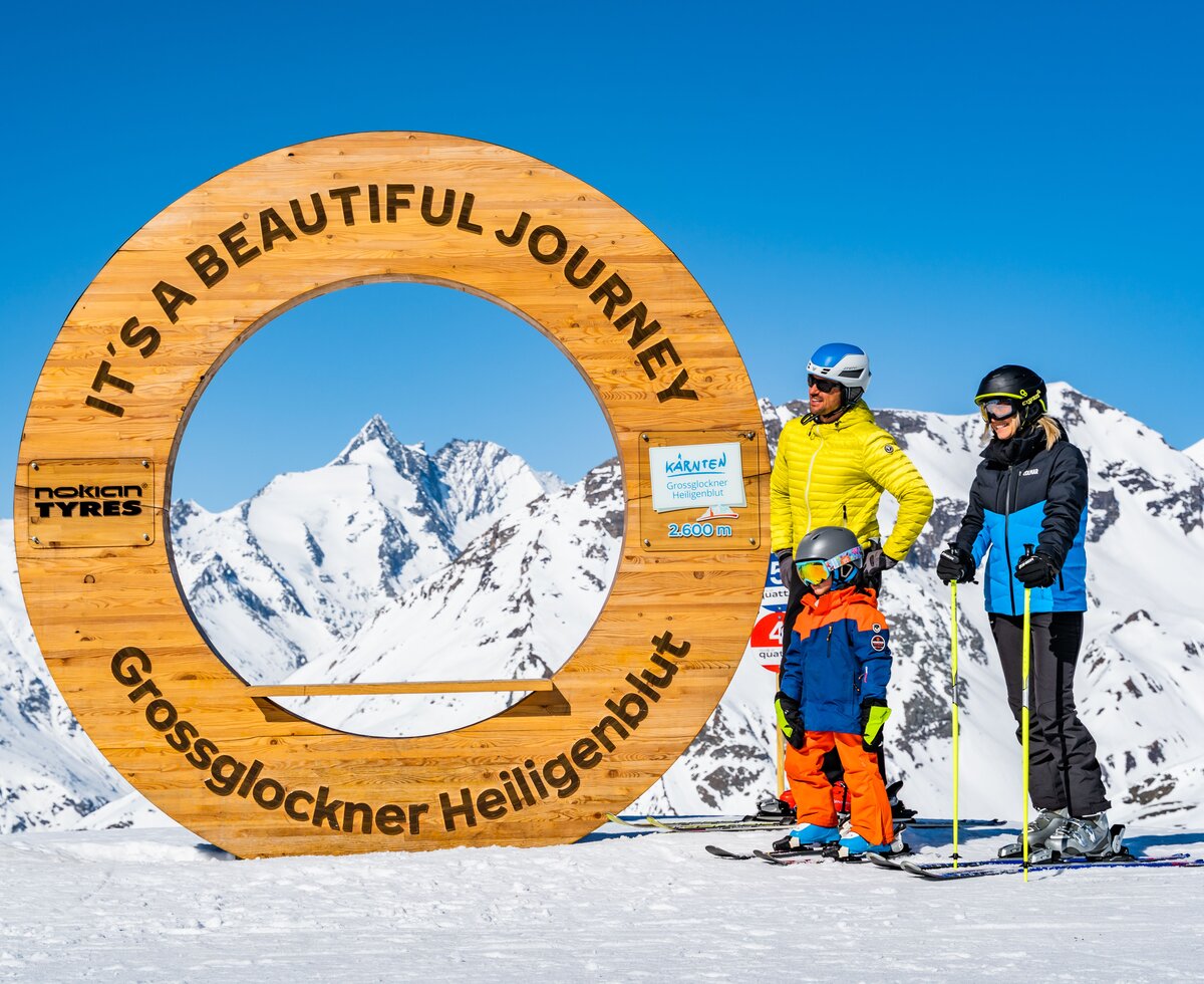 Wintererlebnis am Großglockner | © Peter Maier/ Nationalparkregion Hohe Tauern Skifahren im Skigebiet Heiligenblut am Großglockner | © Peter Maier/ Nationalparkregion Hohe Tauern