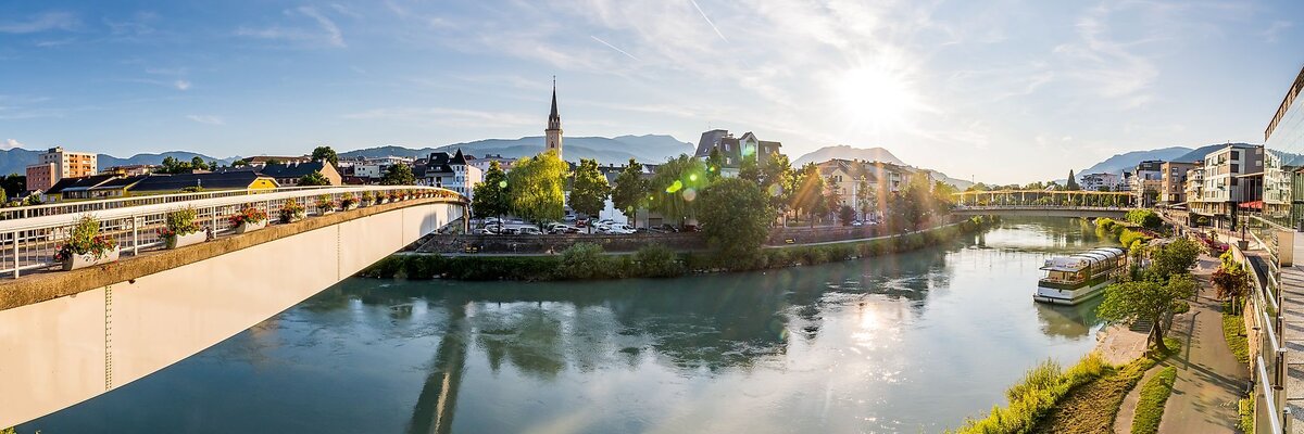 Die Draubrücke von Villach im Sommer | © Michael Stabentheiner/ Kärnten Werbung