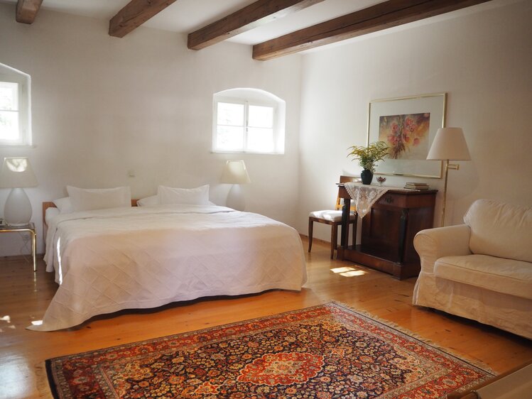 Zimmer - Alter Winzerkeller | © Privat zu Gast in Niederösterreich / Elena Paschinger / www.creativelena.com 