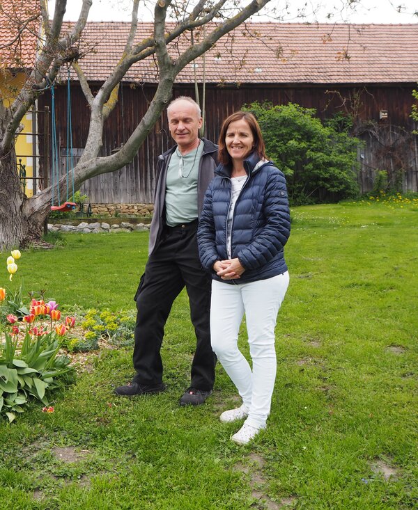 Familie Gnant im Garten | © Urlaub am Bauernhof Niederösterreich / Elena Paschinger / www.creativelena.com Familie Gnant im Garten | © Urlaub am Bauernhof Niederösterreich / Elena Paschinger / www.creativelena.com