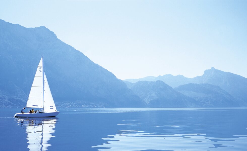 Segeln am Traunsee, Salzkammergut | © Oberösterreich Tourismus GmbH / Hermann Erber