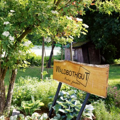 Ruhegarten am Waldbothgut | © Urlaub am Bauernhof Oberösterreich / Harald Puchegger