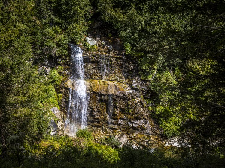 Der Wasserfall oberholb des Pöllitzguts ist ein Kraftplatz. | © Urlaub am Bauernhof im SalzburgerLand / Bernd Suppan