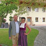 Elli und Walter vom Seidenwebergut. | © Seidenwebergut/Familie Schwenkreich