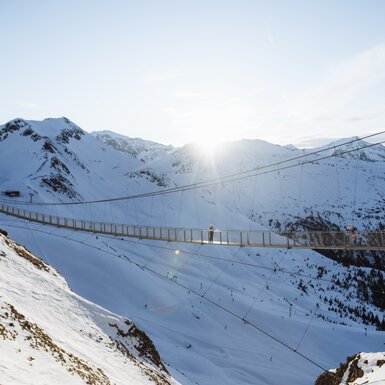Hängebrücke im Winter im Gasteinertal, Salzburger Land | © SalzburgerLand Tourismus / Branislav Rohal