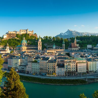 Blick auf die Stadt Salzburg im Sommer | © SalzburgerLand Tourismus / Günther Breitegger