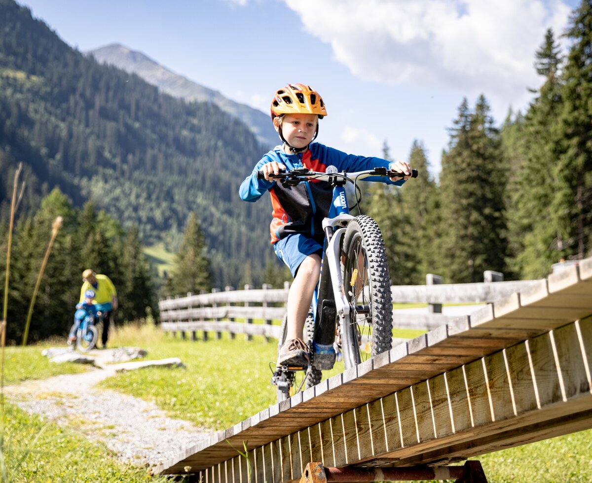 Biken Verwall Eldorado Familie Sommer | © ©TVB ST. Anton am Artlberg Patrick Bätz