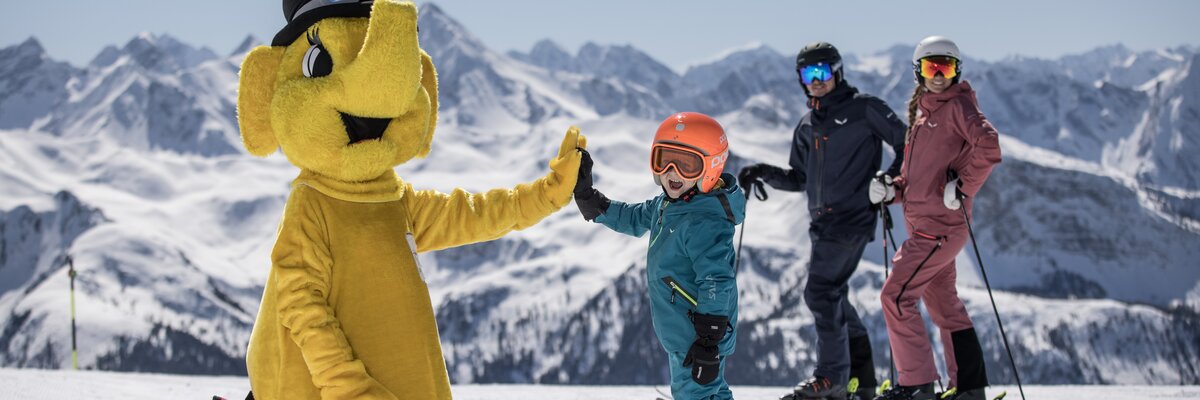 Skifahren Kinder Zillertal Arena | © Tourismusverband Zell-Gerlos/Zillertal Arena Skifahren Zillertal Arena | © Tourismusverband Zell-Gerlos/Zillertal Arena