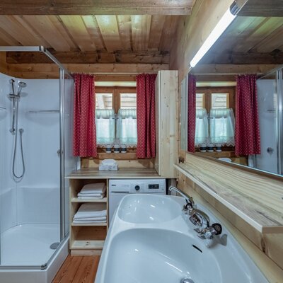das Badezimmer