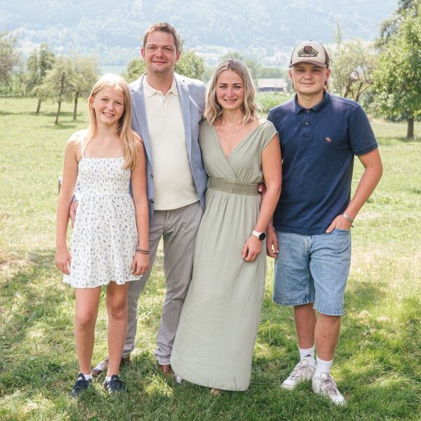 Katharina und Herwig, mit ihren Kindern Gabriel und Hemma!