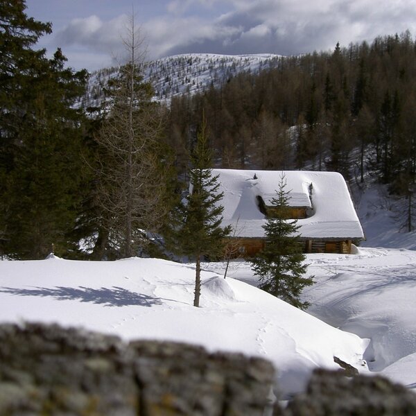 Leebhütte im Schnee