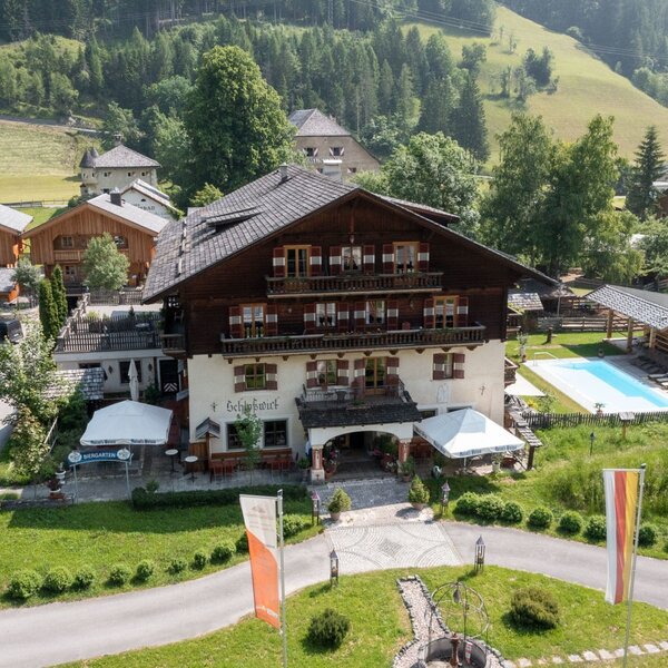 Hotel & Chalets Schlosswirt