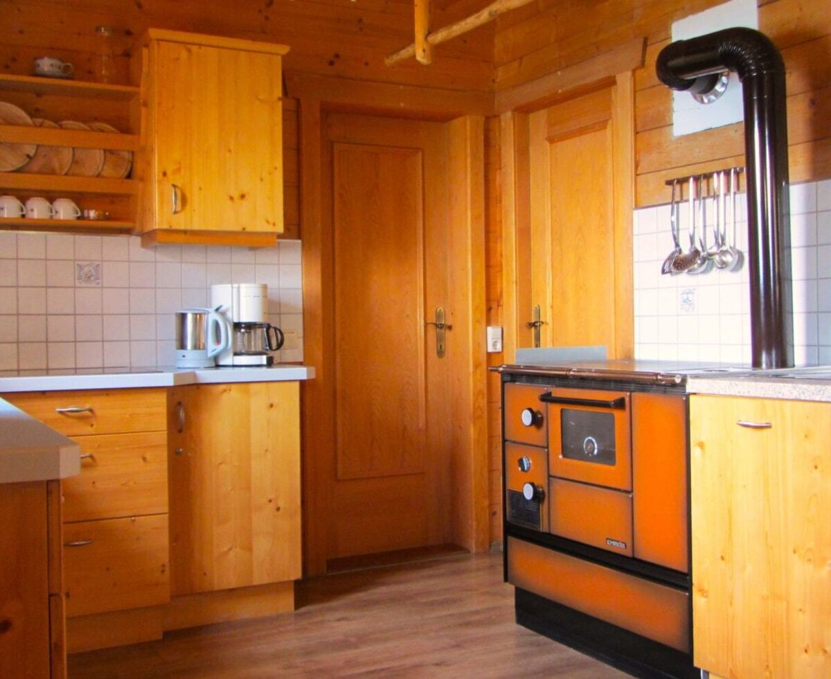 Wärmen und Kochen am Holzherd