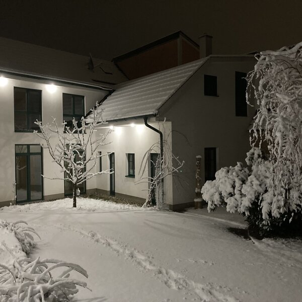 Winter Hofansicht 1