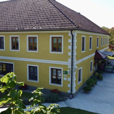 Landhof mit Sonnenterrasse Landhof mit Sonnenterrasse