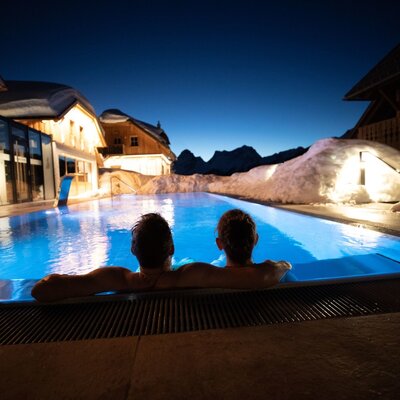 Beheizter Pool im Winter