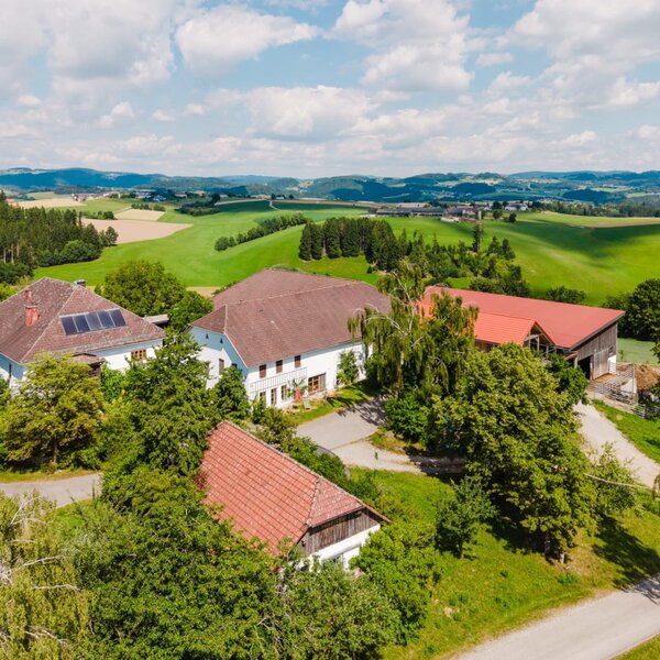 ...inmitten der grünen Hügel des Mühlviertels...