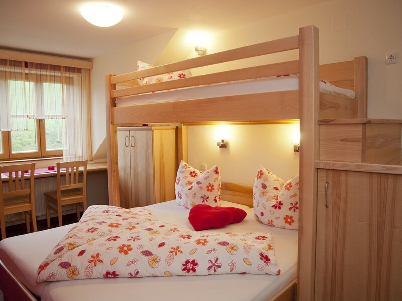 Ferienwohnung "Sommer" - Schlafzimmer