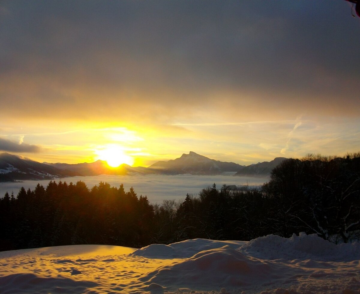 Sonnenaufgang mit Sonne