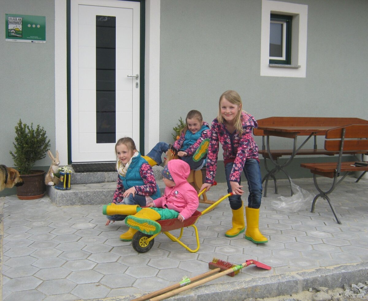 Auf geht´s in den Pferdestall