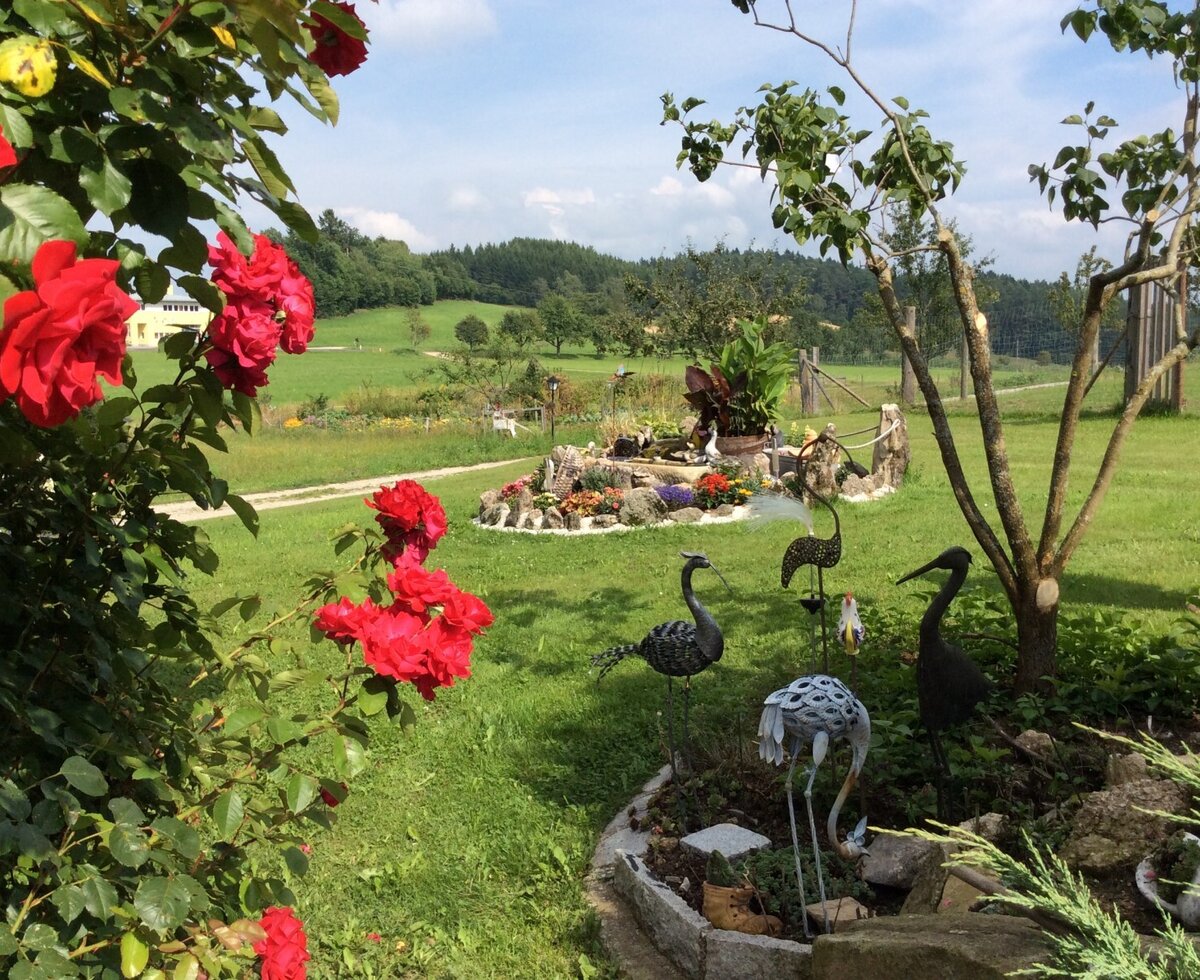 gemütliche Platzerl rund um den Roadlhof