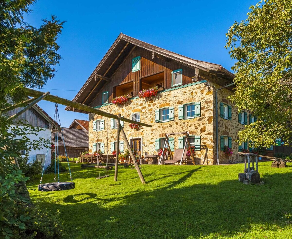 Baby- und Kinderhof Aicherbauer