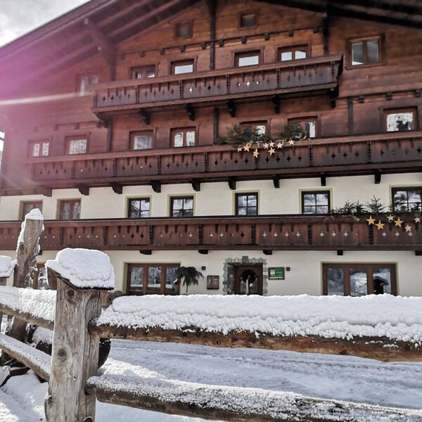 Gastein-Schweizerhof-Haus-Winter