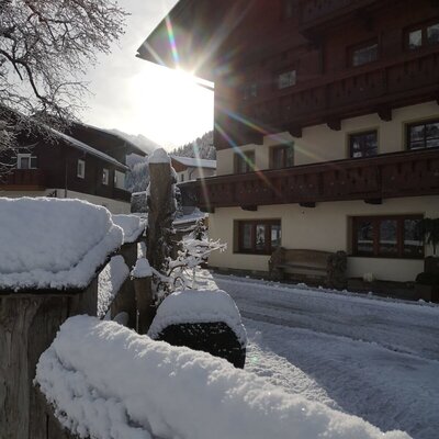 Gastein-Schweizerhof-Haus-Winter