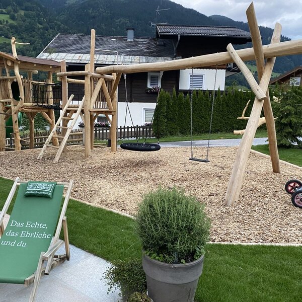 Naturnaher Abenteuerspielplatz