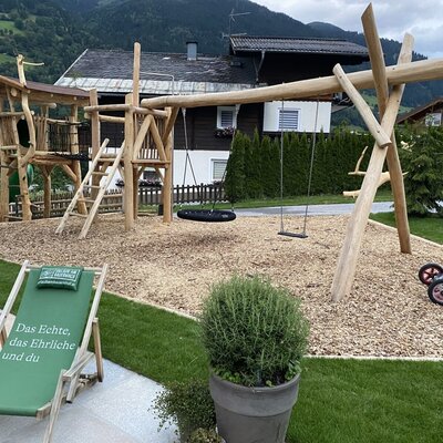 Naturnaher Abenteuerspielplatz