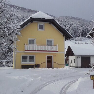 Haus Reinfrank im Winterkleid