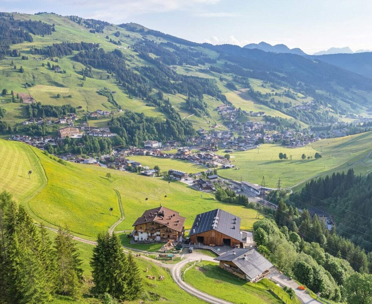 Panorama Aussenansicht und Lage