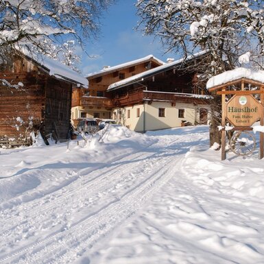 Unser Hof im Winter