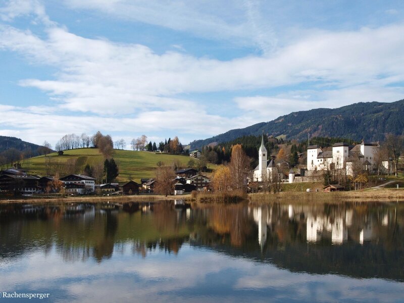 Goldegger See mit Schloss