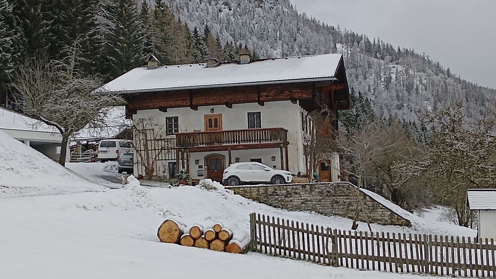 Hofansicht Winter