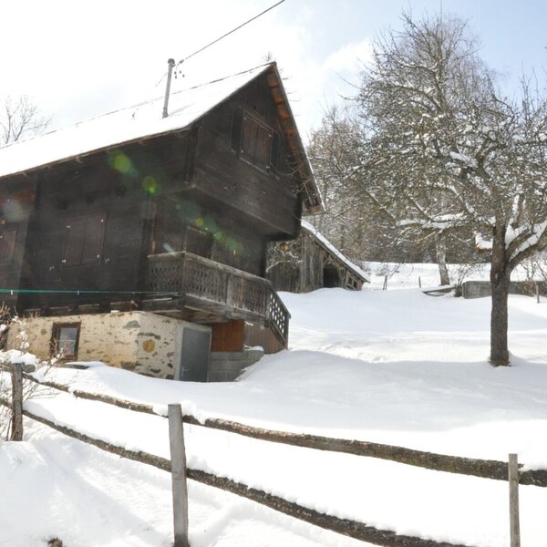 Hütte im Schnee