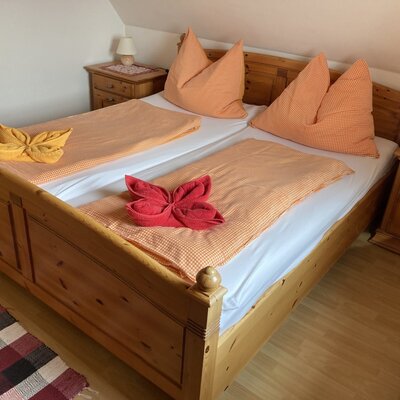 Doppelbettzimmer 1