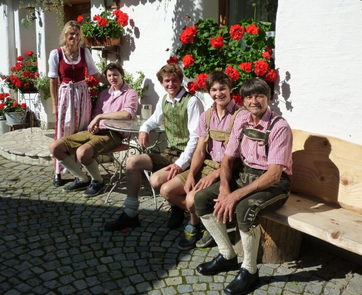 Wir begrüßen Sie!