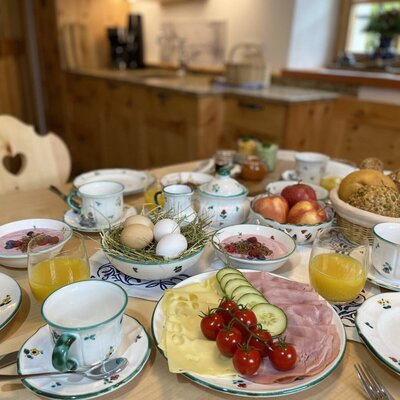 Frühstück auf der GrubhofALM
