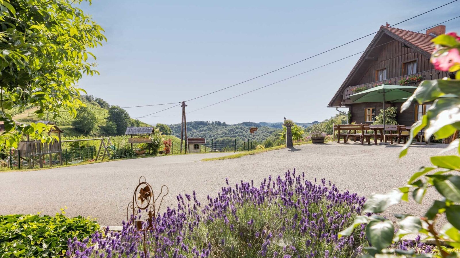 Sommerurlaub am Weingut & Buschenschank Pölzl in Alleinlage an der Südsteirischen Weinstraße