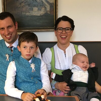 Familie Michael Wurzrainer und Gertraud Dornbusch mit ihren Kindern Matthias, Hemma und Ferdinand