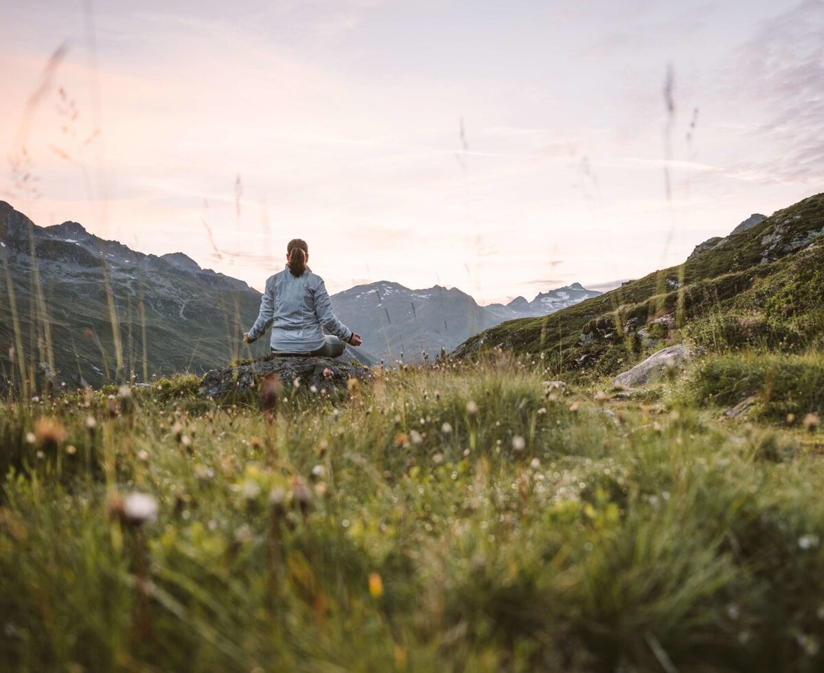Meditation in den Bergen(c)TVB Osttirol