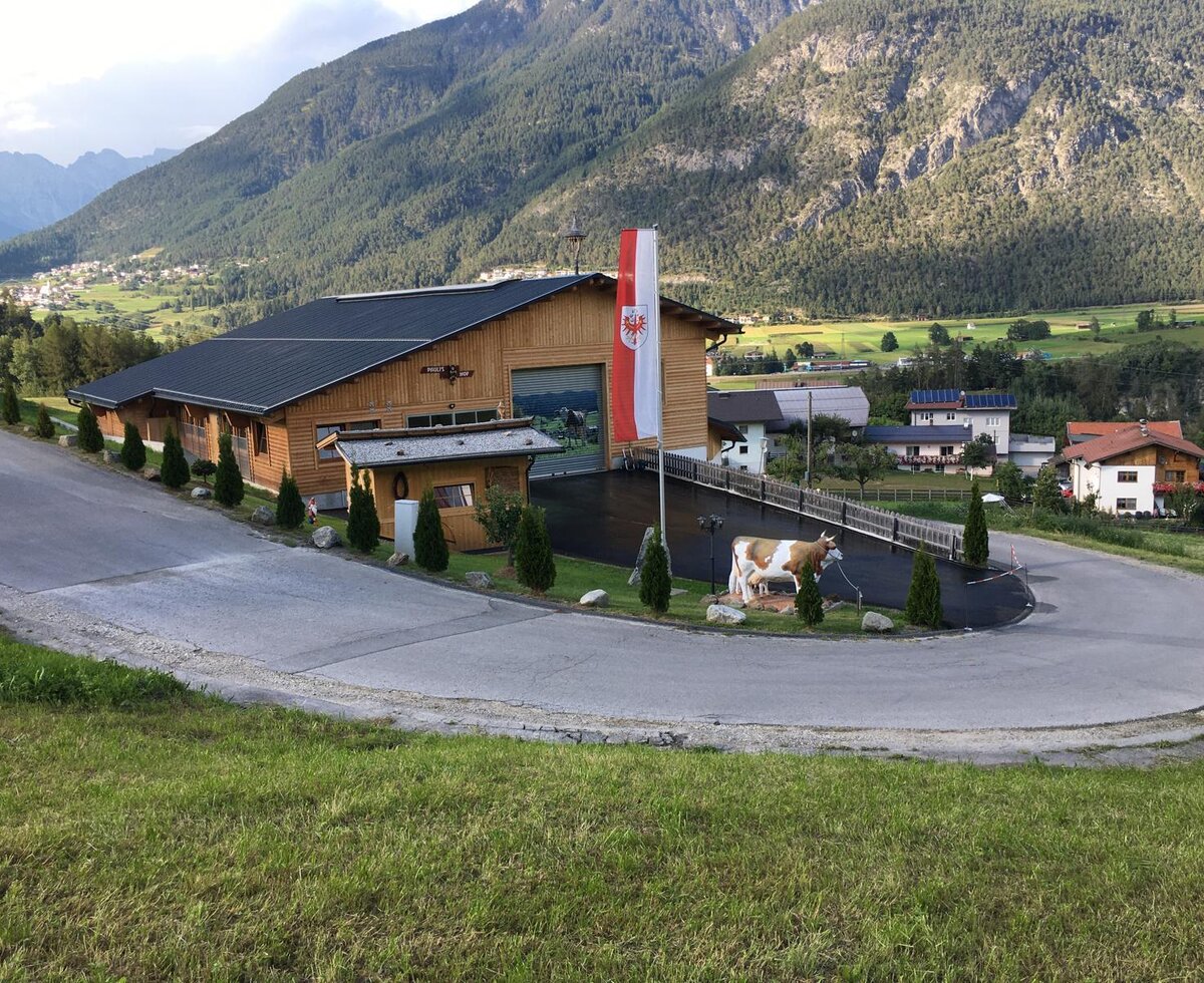 Außenansicht Stallgebäude