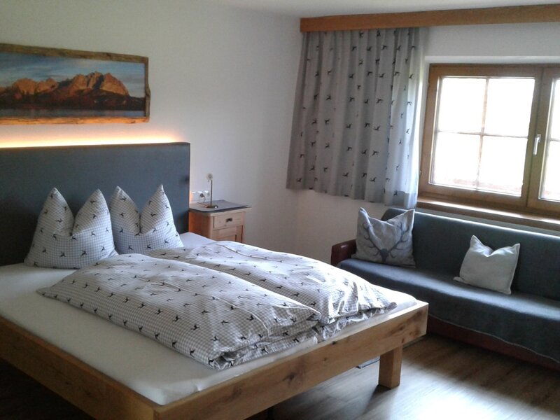 neurenoviertes Schlafzimmer