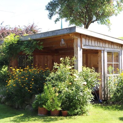 Möglicheit zum Grillen mit Freisitz