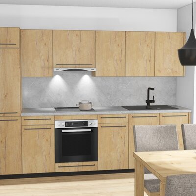 Wir sind aktuell noch im Umbau, ab Dezember 2025 starten wir mit der Vermietung unserer neuen Ferienwohnung. Die voll ausgestattete Küche des Bauernhofs bietet Holzeinbauschränke, Backofen, Kochfeld, Spüle, einen Esstisch und einen Fernseher.